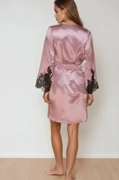 Coemi - Jemma Satin Kimono - Dusty Pink/Schwarz
