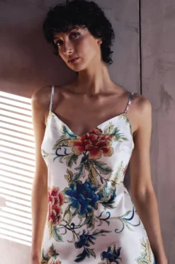 Marjolaine - Flower Seiden Negligee - Mehrfarbig