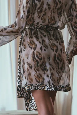 Marjolaine - Roar Seiden Kimono - Panthere Print